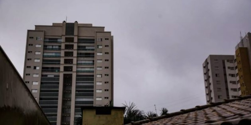 Sábado tem previsão de chuva e alerta de temporais em Mato Grosso do Sul