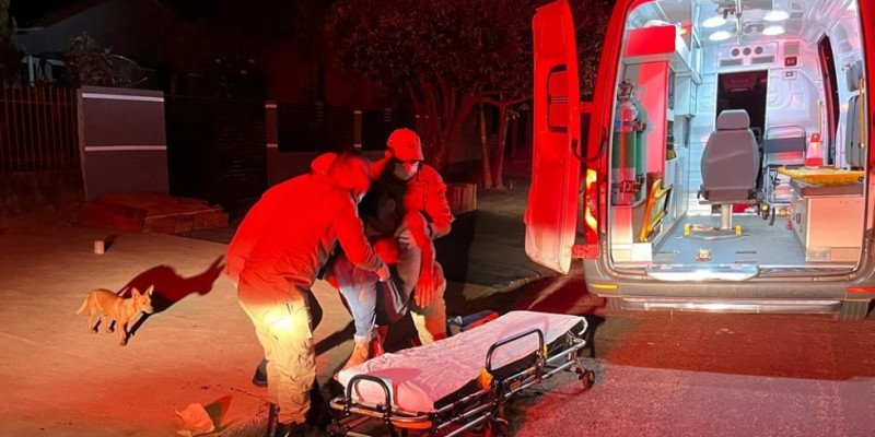 Ivinhema IVINHEMA: Homem é esfaqueado no bairro Itapoã.