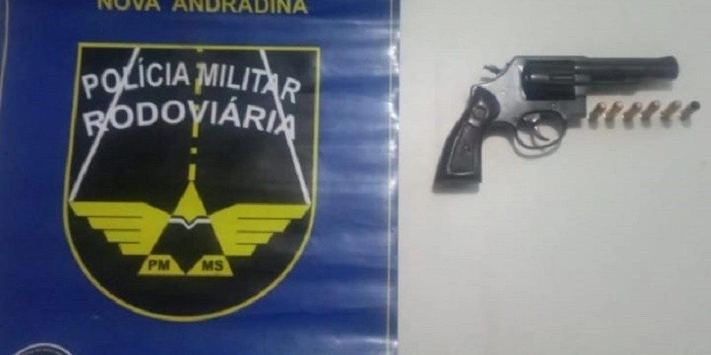 NOVA ANDRADINA: Homem é preso com arma de fogo ilegal