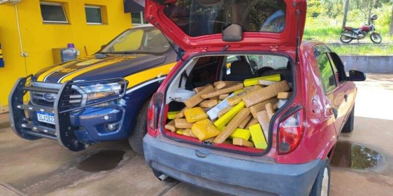 Após perseguição, motorista é preso com 240 quilos de maconha