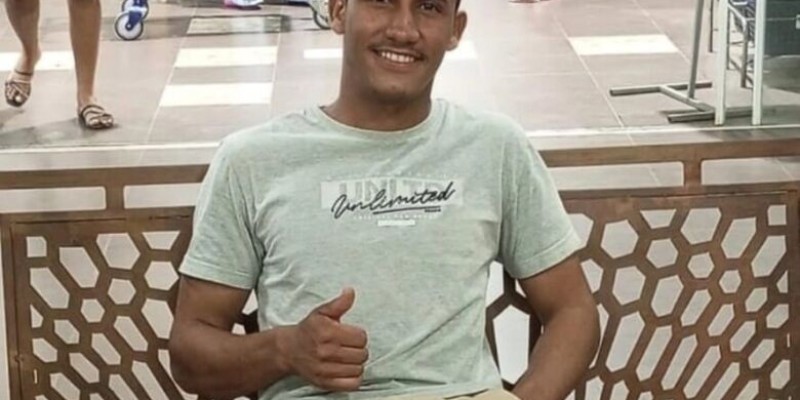 Jovem é assassinado a tiros em distrito