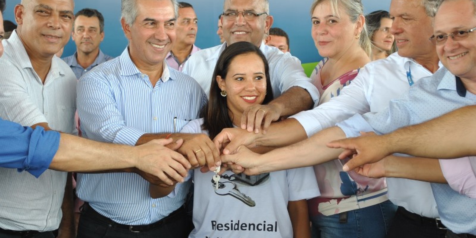 Confira todas as fotos da entrega de 141 casa em Ivinhema