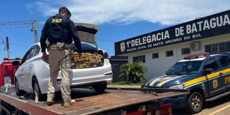 Após fuga de mais de 60 quilômetros PRF apreende em Bataguassu carregamento de maconha