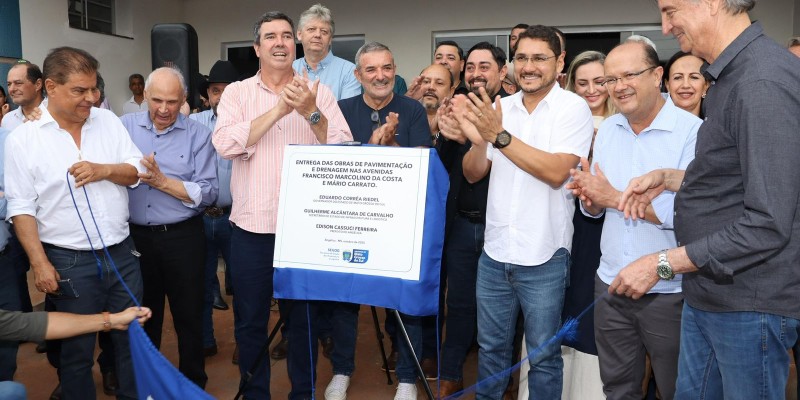 Governador Eduardo Riedel visita Angélica e anuncia pavimentação da MS-141 sentido a ponte do Rio Ivinhema Governador Eduardo Riedel visita Angélica e anuncia pavimentação da MS-141 sentido a ponte do Rio Ivinhema