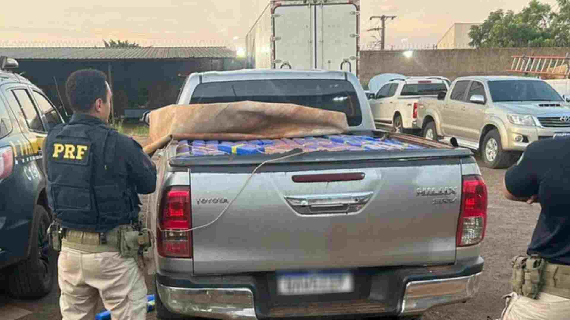 Polícia apreende 1,4 tonelada de maconha em Hilux roubada na BR-060 em Campo Grande