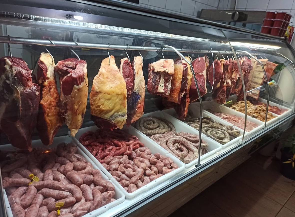 Sábado é dia de promoção na Casa de Carne Siqueira, no centro de Angélica!