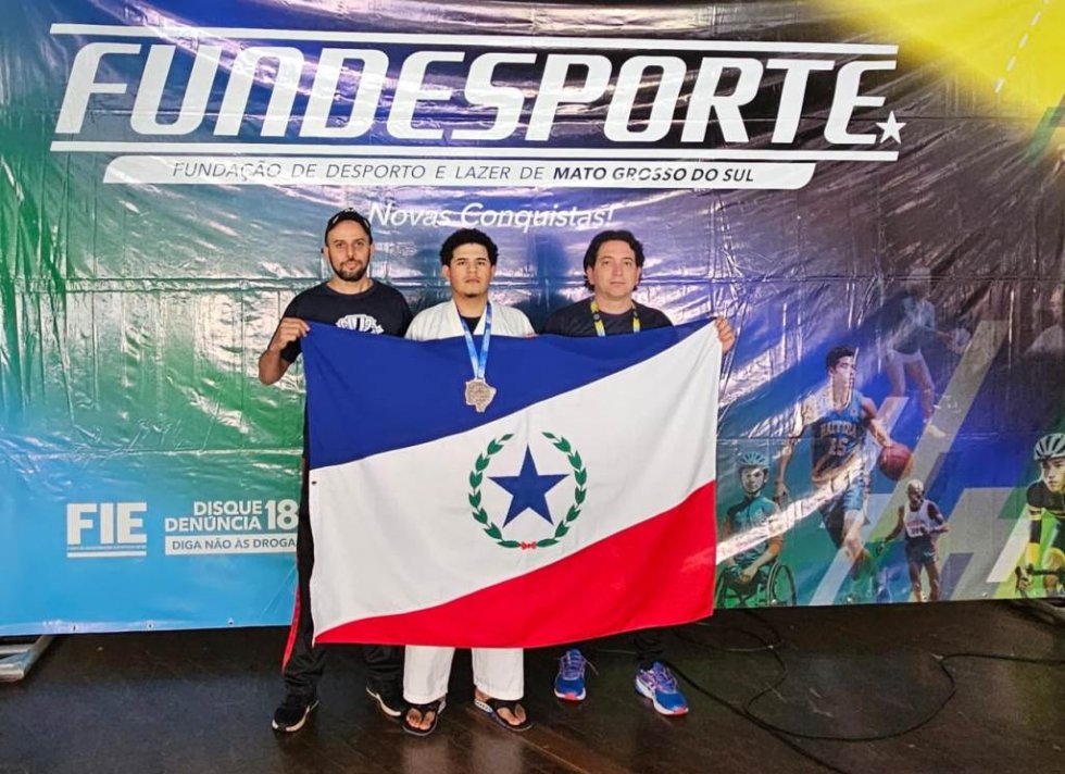 ANGÉLICA: Atleta conquista medalha de bronze no karatê nos Jogos Escolares da Juventude