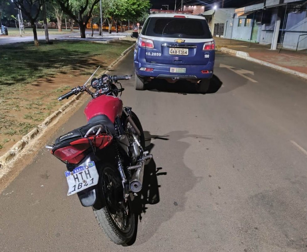 ANGÉLICA: Reforço no policiamento resulta na apreensão de motocicleta com irregularidades
