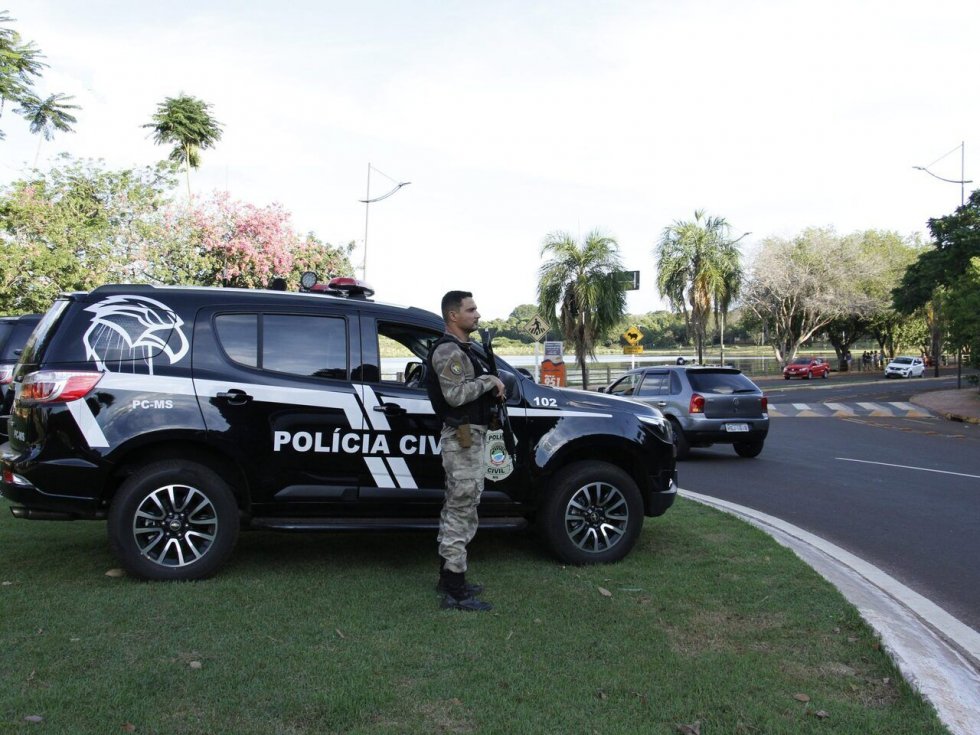 Homem procurado pela Justiça por violência contra mulher é preso