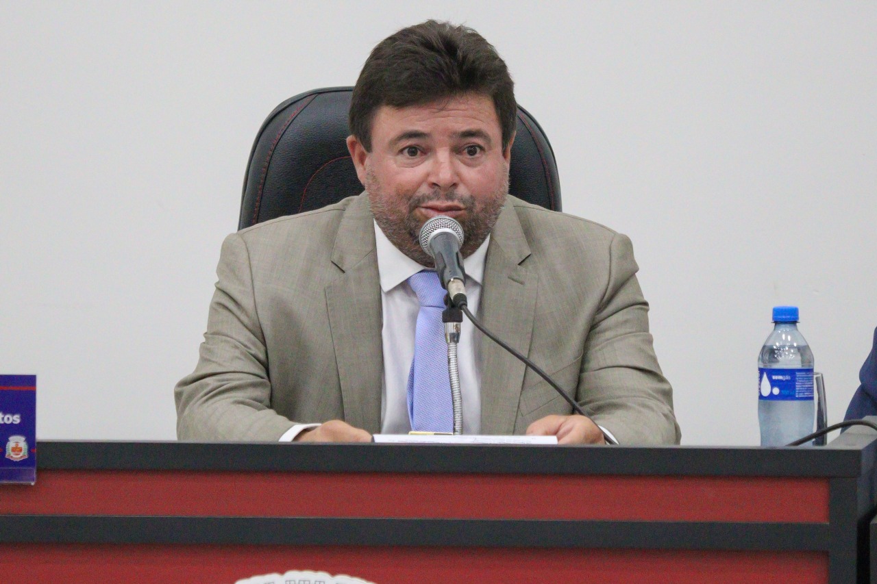 Vereadores solicitam recursos para aquisição de implementos agrícolas à Associação de Produtores de Ipezal