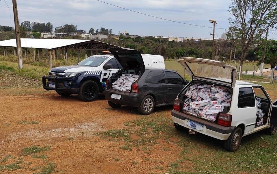 NOVA ANDRADINA: Polícia Militar apreende mais de 20 caixas de cigarros contrabandeados NOVA ANDRADINA: Polícia Militar apreende mais de 20 caixas de cigarros contrabandeados