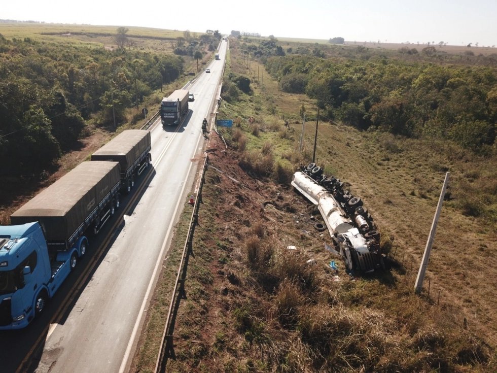 BATAYPORÃ: Polícia Ambiental autua empresa por contaminação do solo após derramamento de 22 mil litros de diesel