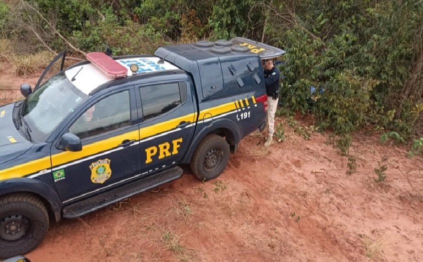 Em duas ocorrências na BR-267, PRF encontra maconha abandonada e apreende carga de cigarros que seguia para Nova Andradina