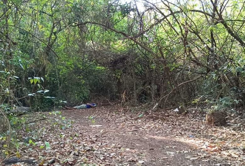 Jovem é encontrado morto com sinais de execução em Dourados