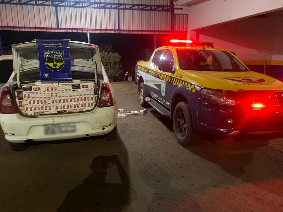 NOVA ANDRADINA: Polícia Militar Rodoviária apreende carga de celulares e cigarros contrabandeados