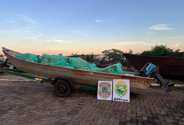 Embarcação com cigarros contrabandeados é apreendido próximo à divisa entre MS e PR