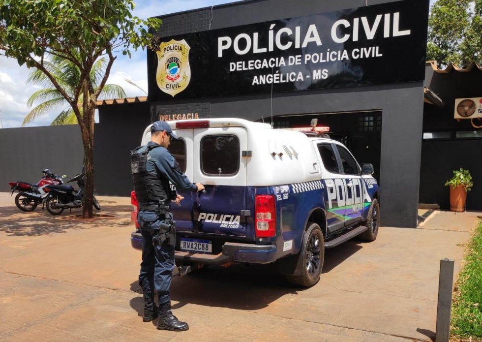 ANGÉLICA: Homem invade casa, agride mulher e é preso após tentar fugir da Polícia Militar