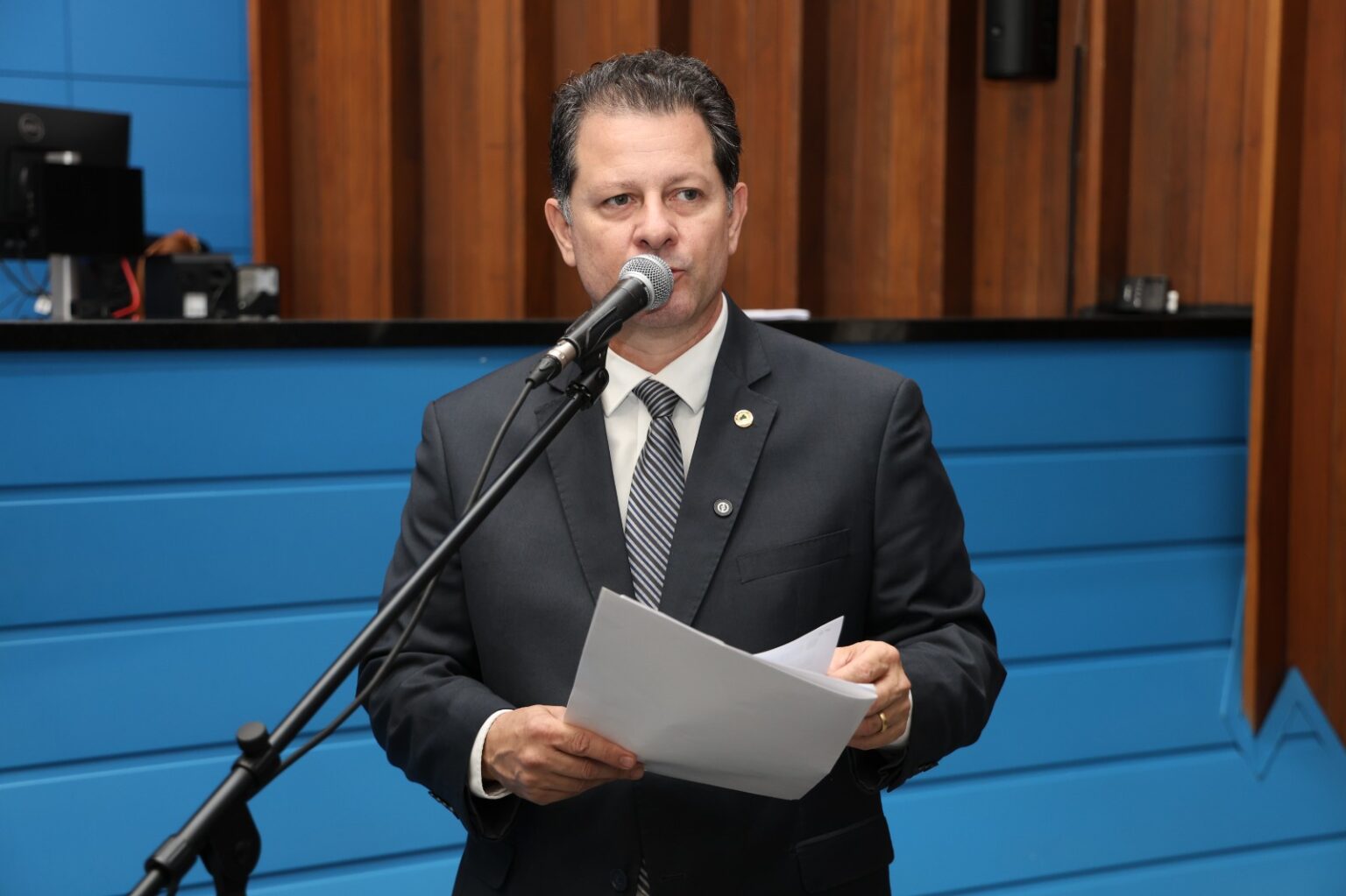 Renato Câmara pede tapa-buracos e limpeza das margens da MS-145 entre BR-267 e Deodápolis