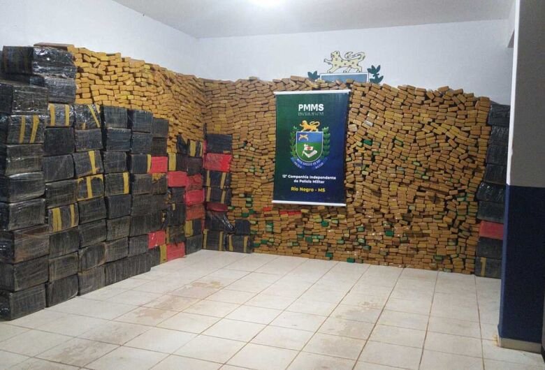 Carga milionária de maconha é descoberta em tanque de combustível agrícola em MS