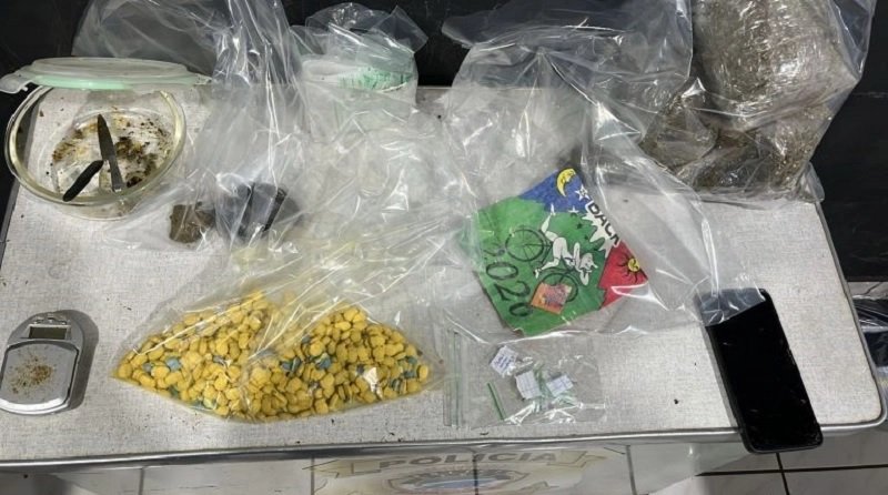 NAVIRAÍ: Casal é preso com ecstasy, LSD e maconha