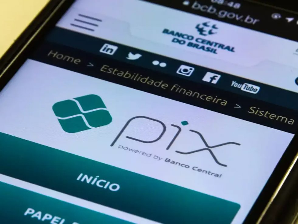 Pix por aproximação passa a mostrar saldo antes do pagamento