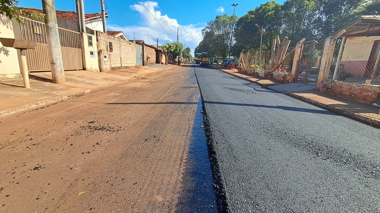 Recapeamento e reconstrução das ruas da Cohab Rachid Neder avançam e transformam a infraestrutura de Angélica Recapeamento e reconstrução das ruas da Cohab Rachid Neder avançam e transformam a infraestrutura de Angélica