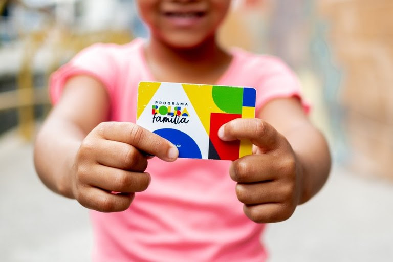 Bolsa Família: beneficiários com NIS final 3 recebem parcela de julho nesta quarta-feira