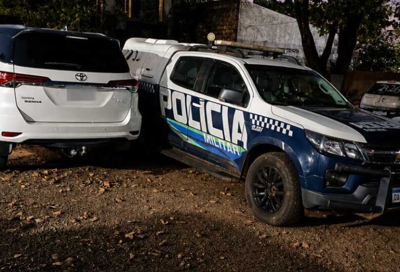 Caminhonete com motor furtado é recuperada na região de fronteira