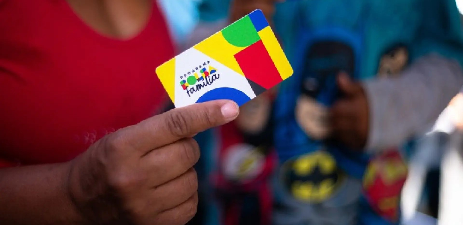 Bolsa Família: beneficiários com NIS final 8 recebem parcela de agosto nesta quinta-feira