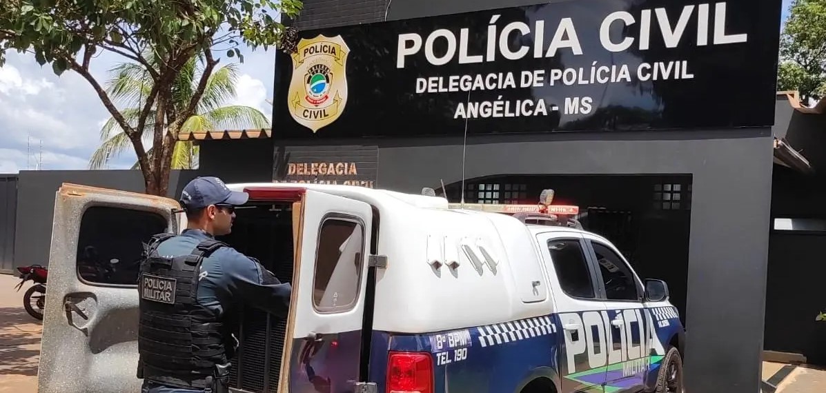 Condutor sem CNH é detido pela Polícia Militar após desobedecer ordem de parada e praticar manobras perigosas na região de Angélica