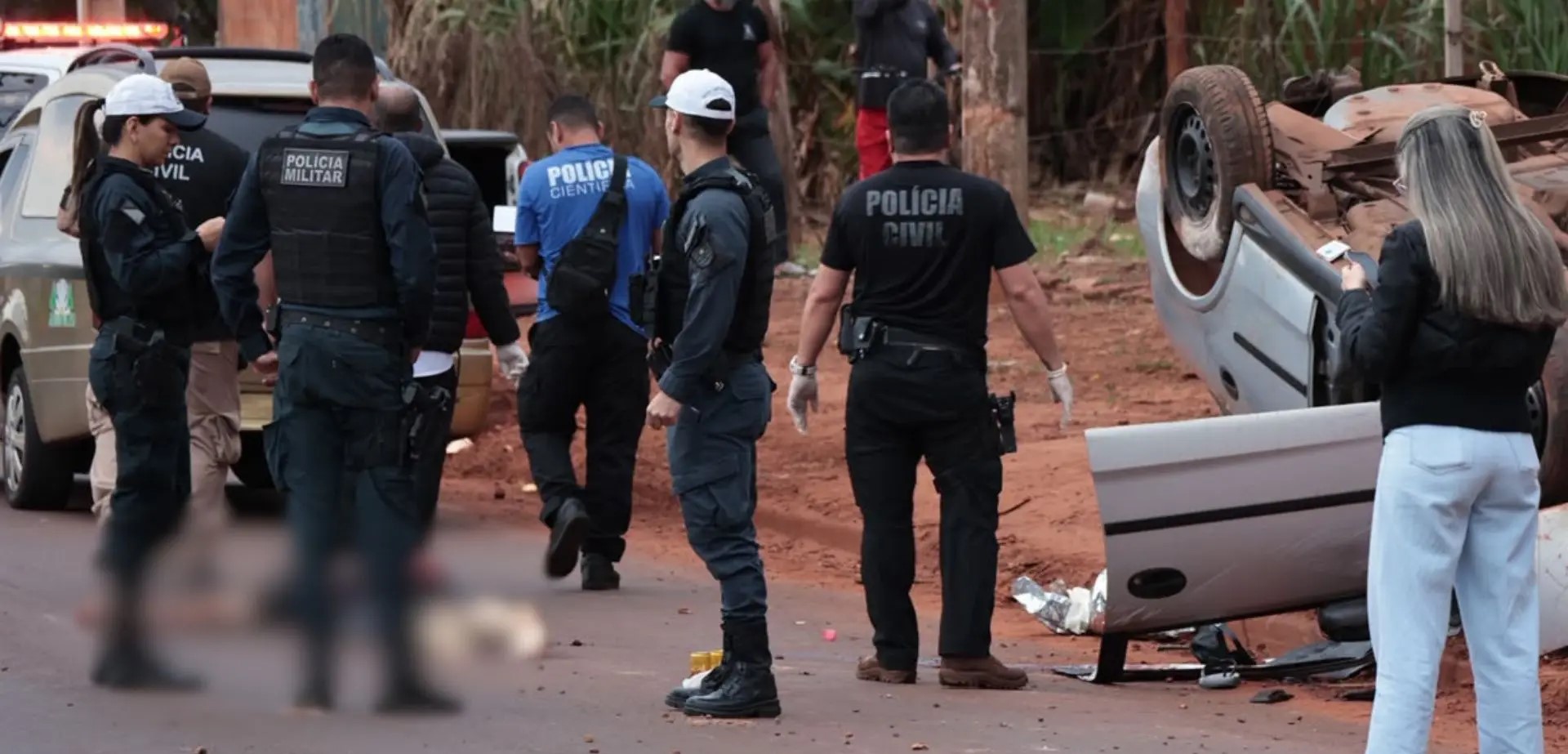 Motorista morre ao capotar carro na Avenida Guaicurus quando voltava de conveniência