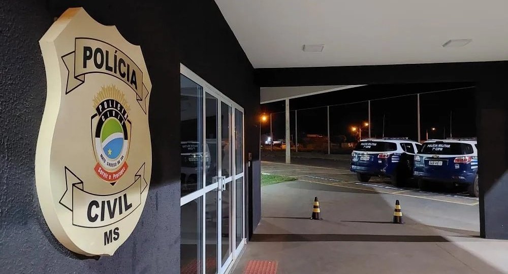 Após agredir mulher, homem se tranca com bebê e ameaça criança durante negociação em Bataguassu