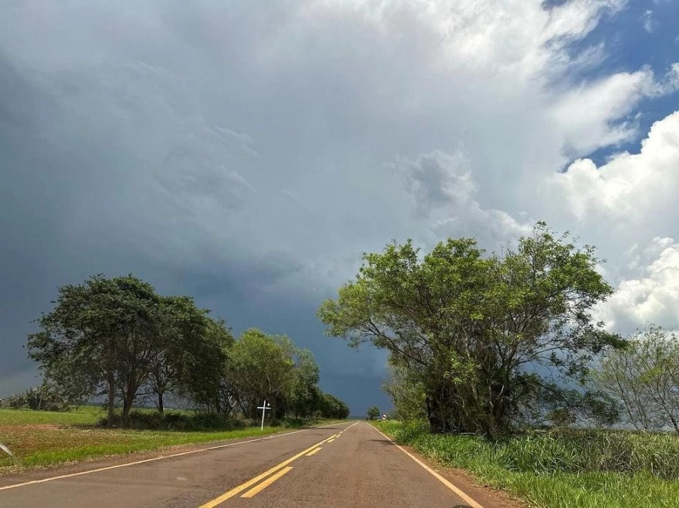 MS terá sábado com risco de tempestades e ventos acima de 50 km/h
